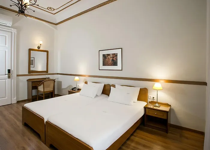 Tourist Hotel 2*