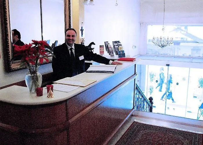 Tourist Hotel