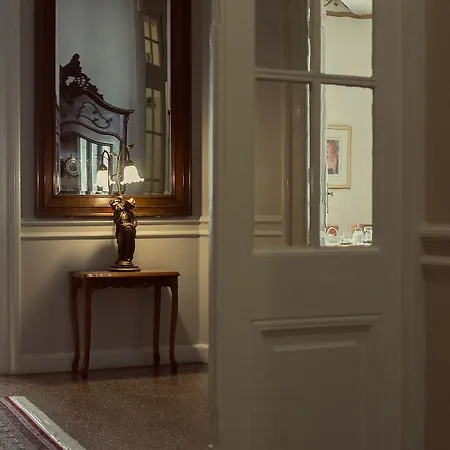 호텔 Tourist 테살로니키