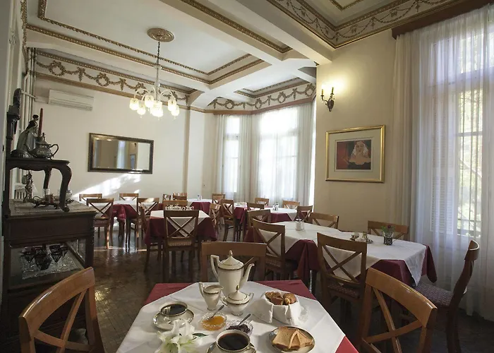 Tourist Hotel Tessalónica